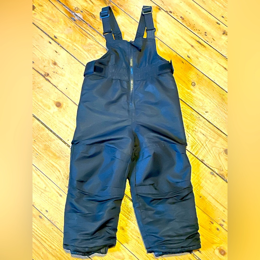 Cat and Jack size 2T snow bib, unisex